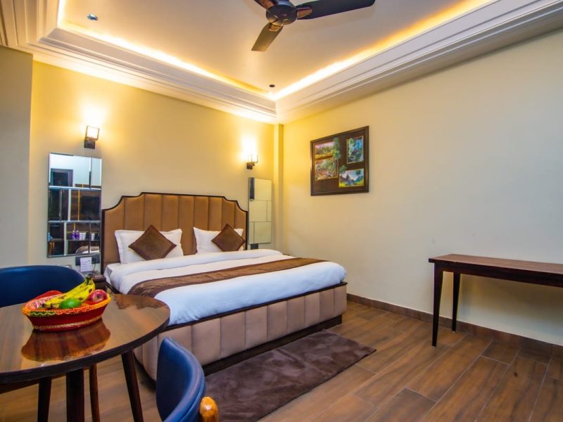 Premium Room with Common Balcony