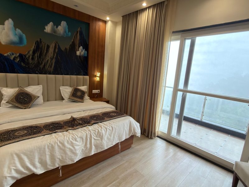 Premium Room With Common Balcony